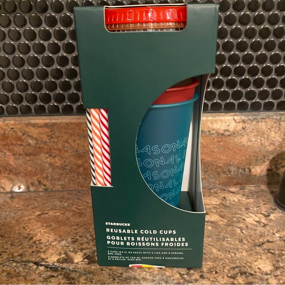 Starbucks holiday reusable cold cups discontinued style hohoho new in package‎